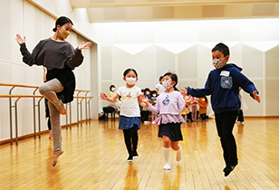 令和3年度のWSと公演の様子